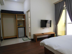 Гостиница Shi Mom B&B  Хуален